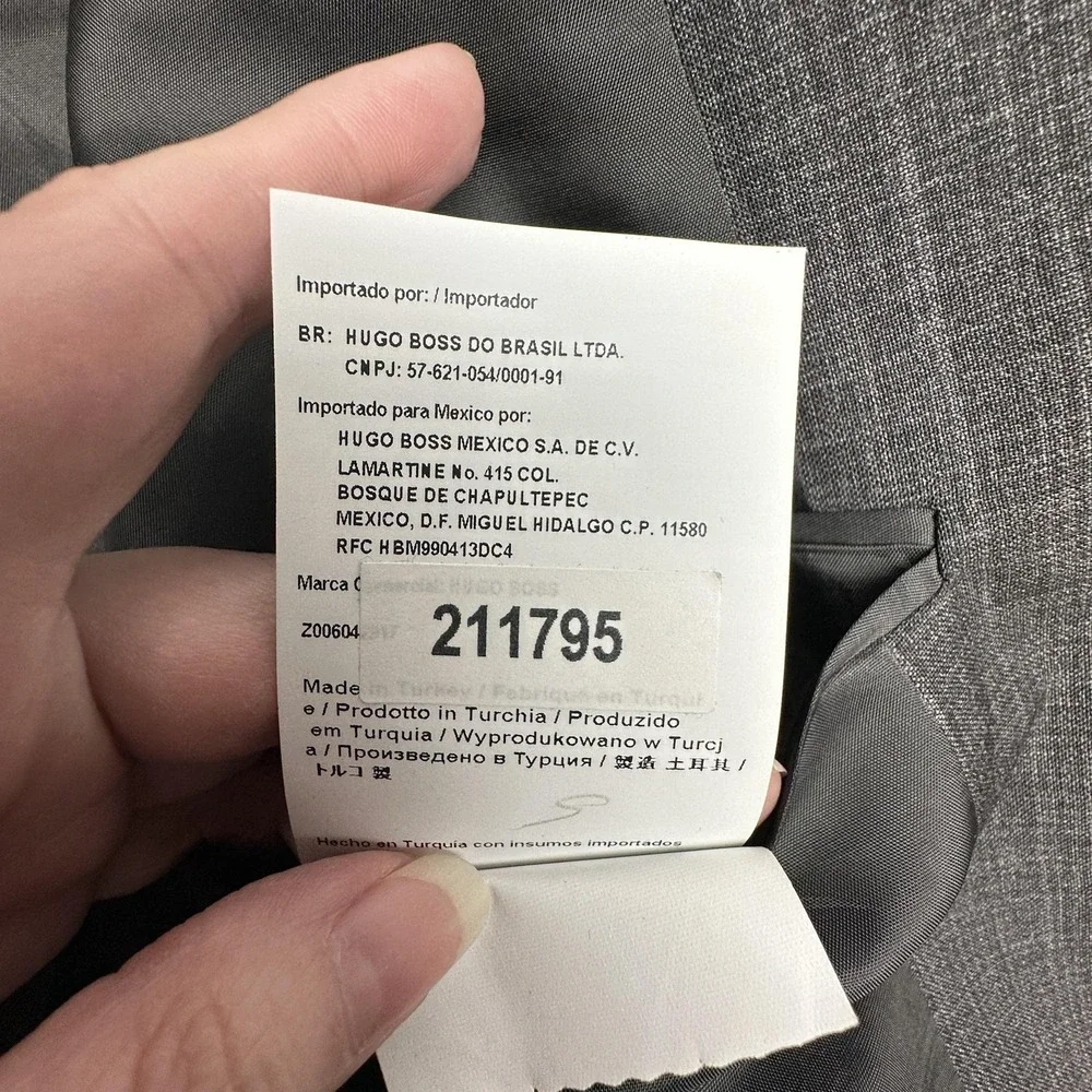 Hugo Boss Blazer Mens 38 Short Gray Wool Check Two Button Sport Coat Jacket‎